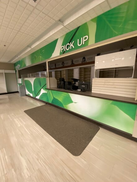 145 Amherst St, Nashua, NH for sale - Building Photo - Image 3 of 14