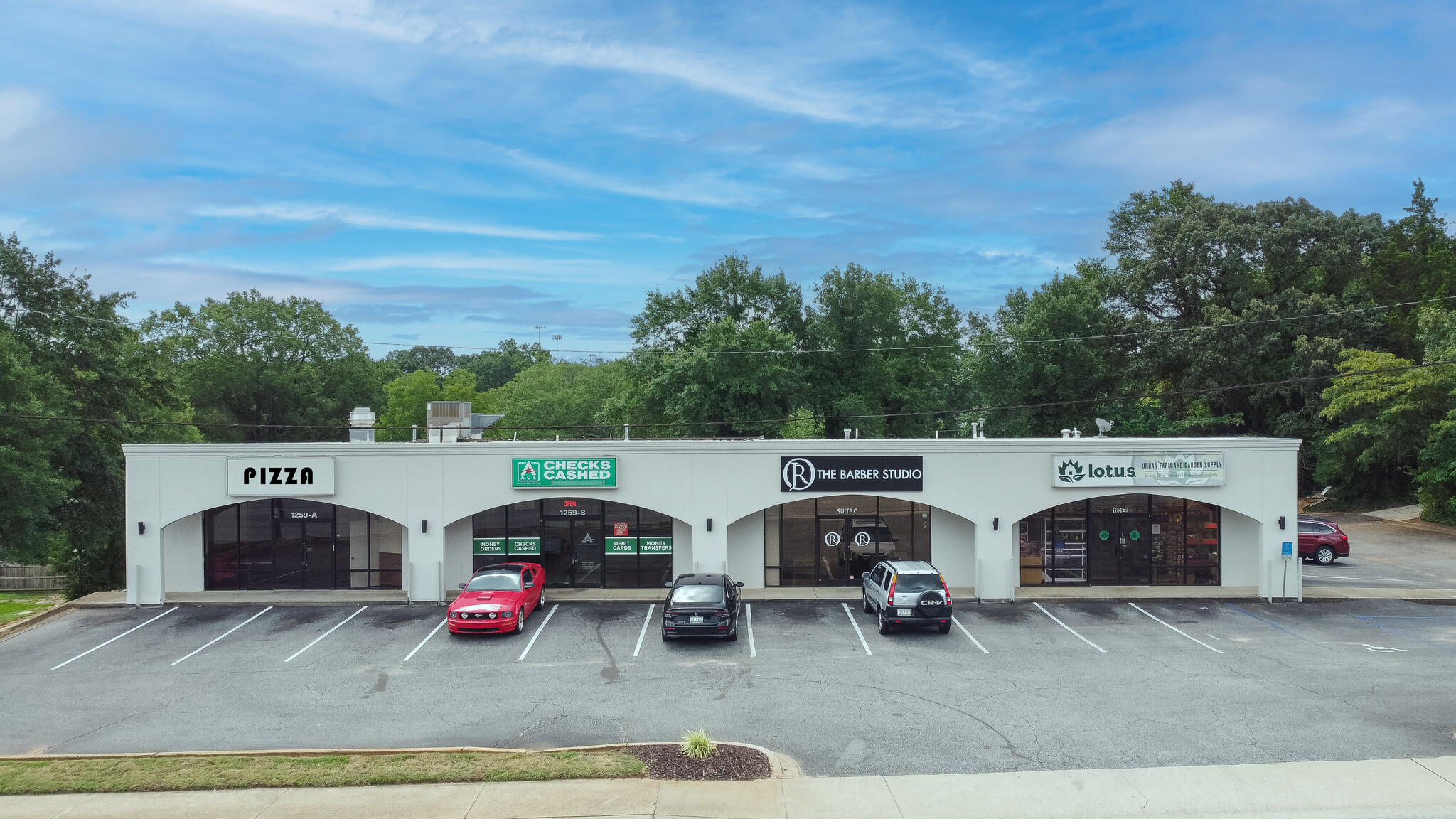 Value-Add Multi-Tenant Retail portfolio of 3 properties for sale on LoopNet.com Building Photo- Image 1 of 3