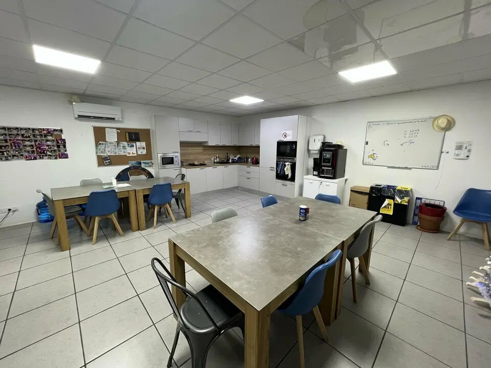 Office in Valence for sale Building Photo- Image 1 of 8