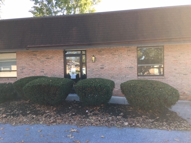 801 Orange St, Lebanon, PA for lease - Building Photo - Image 2 of 5
