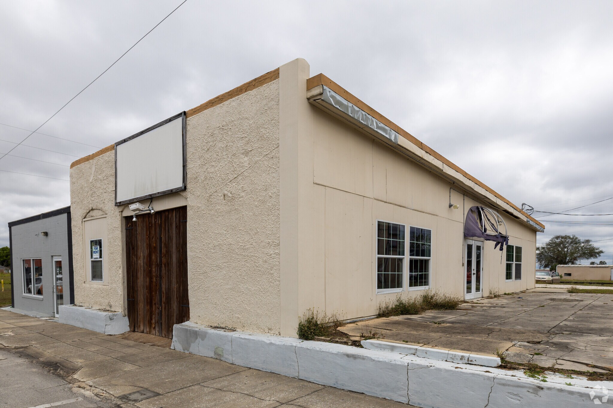 20 N Scenic Hwy, Frostproof, FL for sale Primary Photo- Image 1 of 1