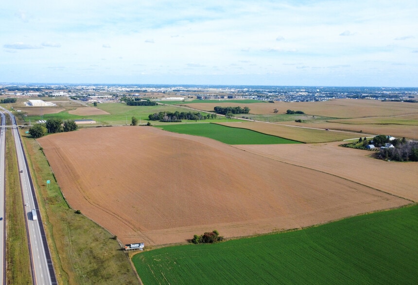 La Mesa, Sioux Falls, SD for sale - Building Photo - Image 2 of 8