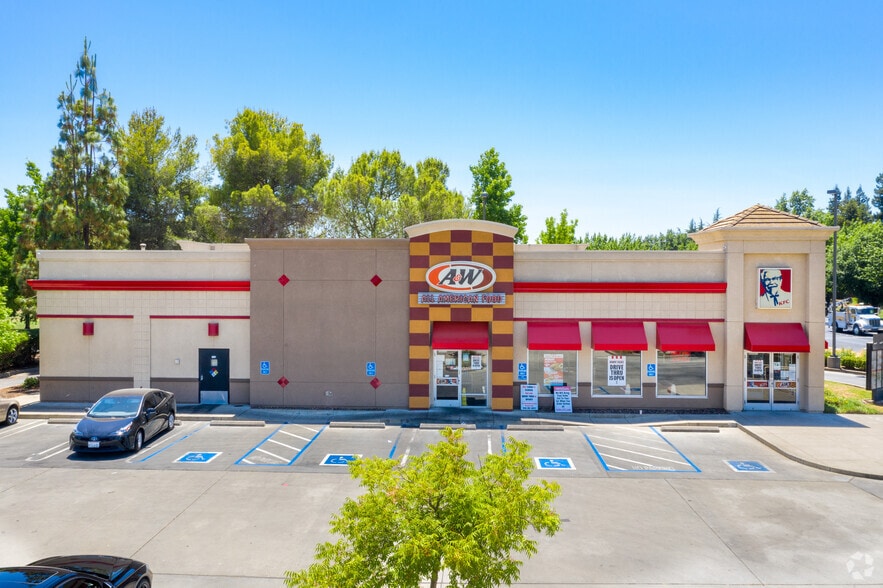 1089 Sunrise Ave, Roseville, CA for lease - Building Photo - Image 2 of 4