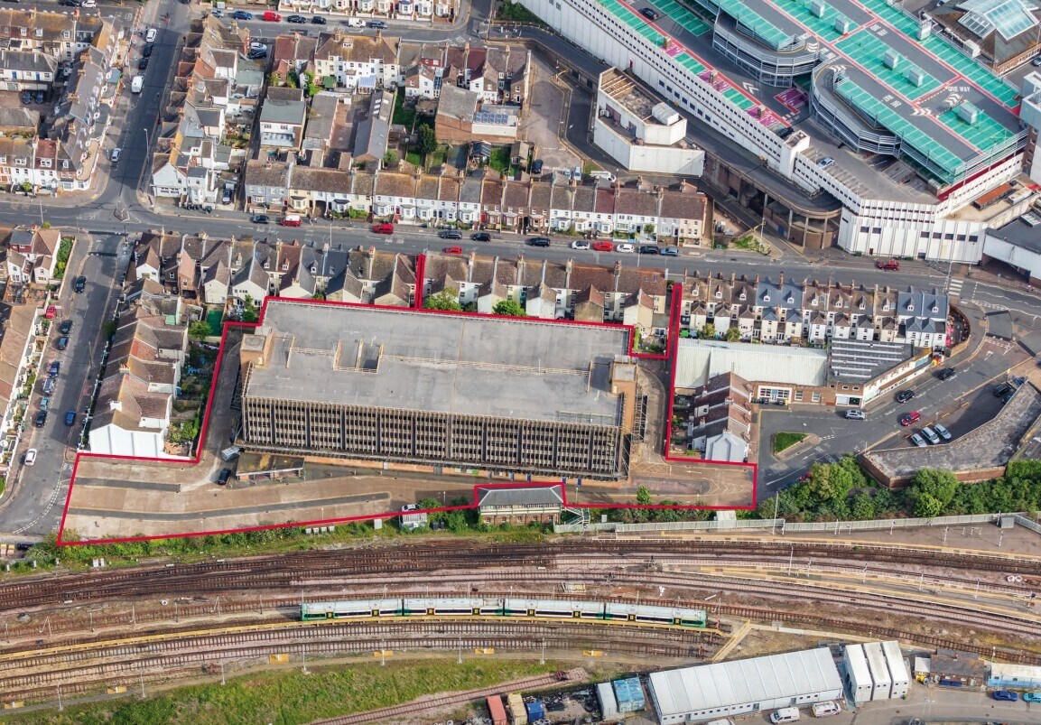 Junctions Rd, Eastbourne for sale Primary Photo- Image 1 of 1