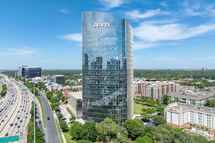 1717 W Loop Fwy S, Houston, TX 77027