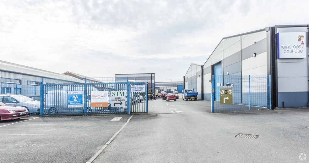 Road One, Winsford for lease - Primary Photo - Image 1 of 8