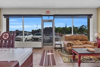 11828 FM 1488 Rd, Magnolia, TX for lease Interior Photo- Image 1 of 12