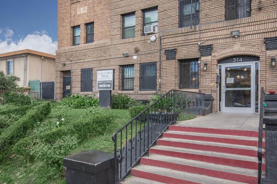 314 S Alexandria Ave, Los Angeles, CA for sale - Building Photo - Image 3 of 26