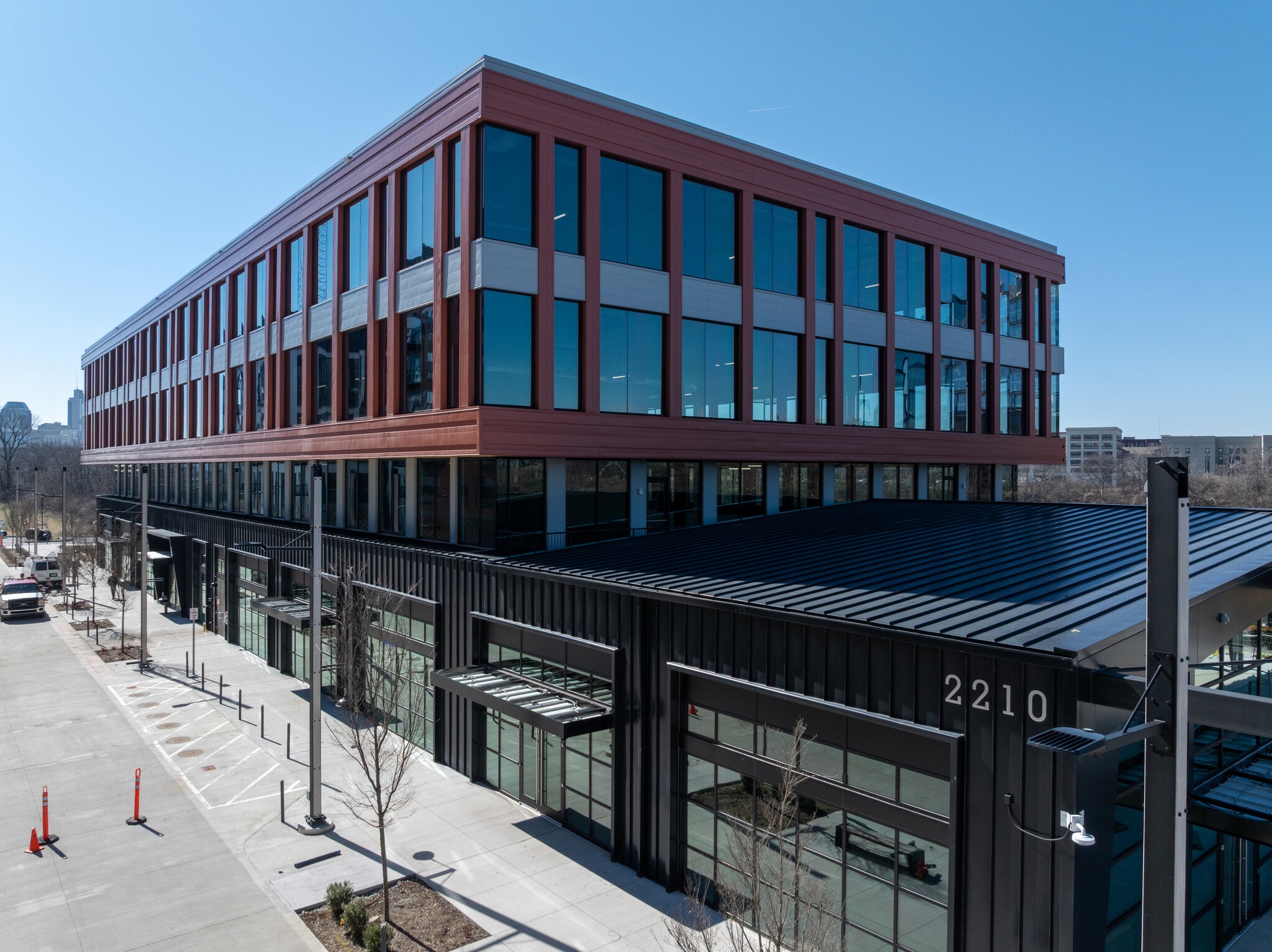 2200 Bowline Ave, Nashville, TN for lease Building Photo- Image 1 of 7