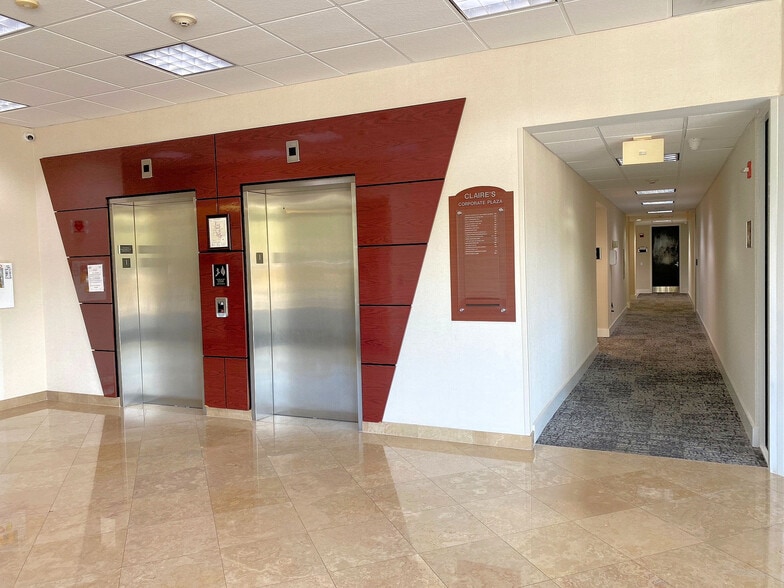 3 SW 129th Ave, Pembroke Pines, FL for lease - Lobby - Image 3 of 18