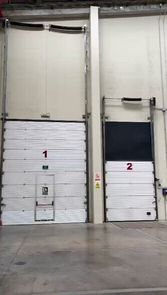 Carrer Mas de Porchinos, 3, Riba-roja de Túria, Valencia for lease - Commercial Listing Video - Image 2 of 23