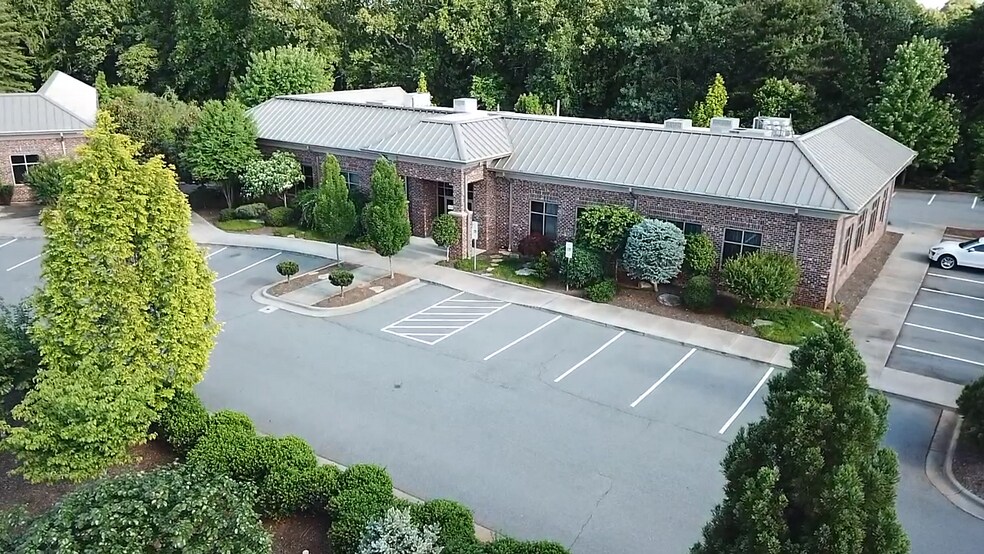 4740 Commercial Park Ct, Clemmons, NC 27012 Flex for Sale