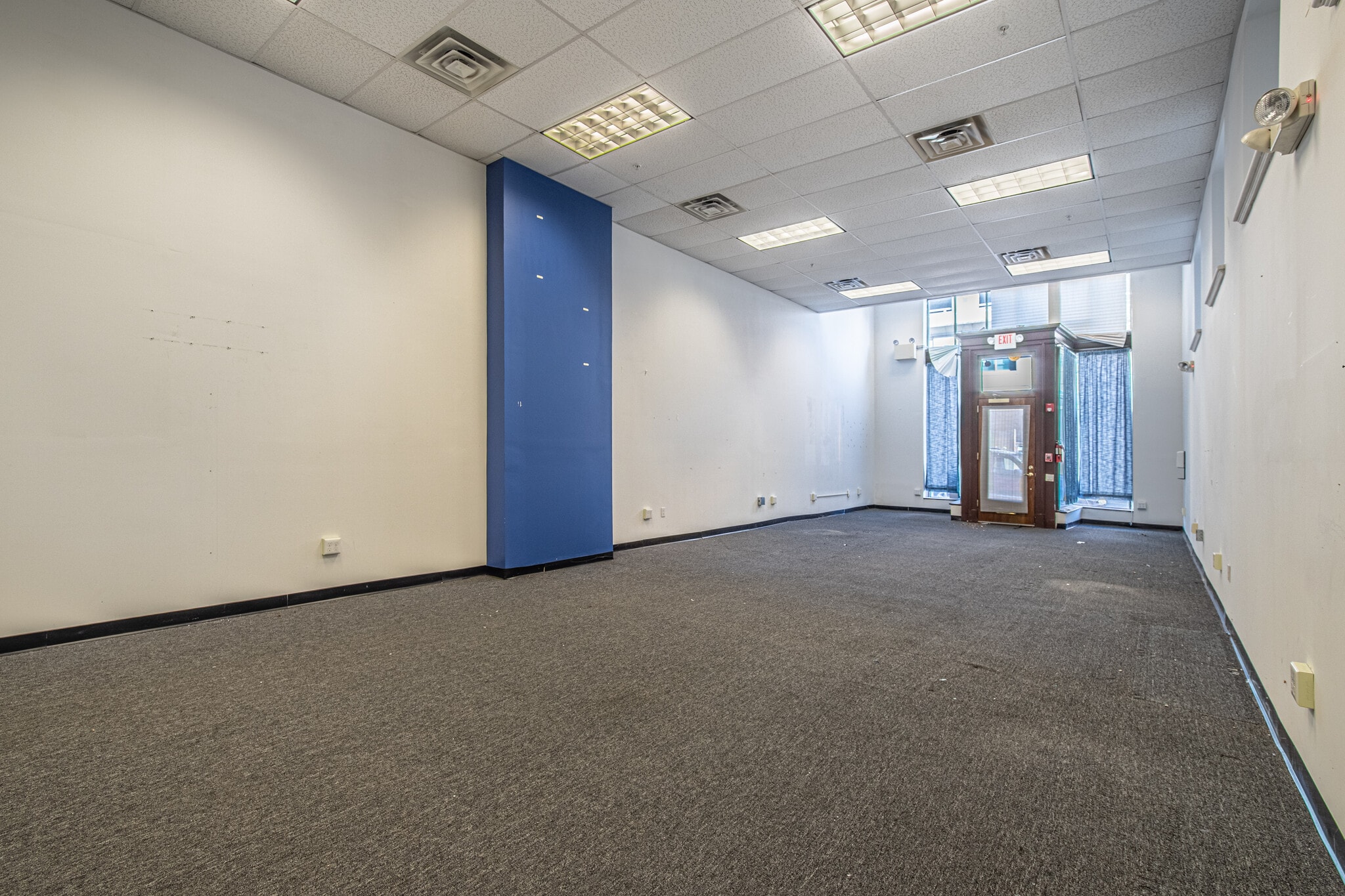 143 E State St, Trenton, NJ for lease Interior Photo- Image 1 of 8