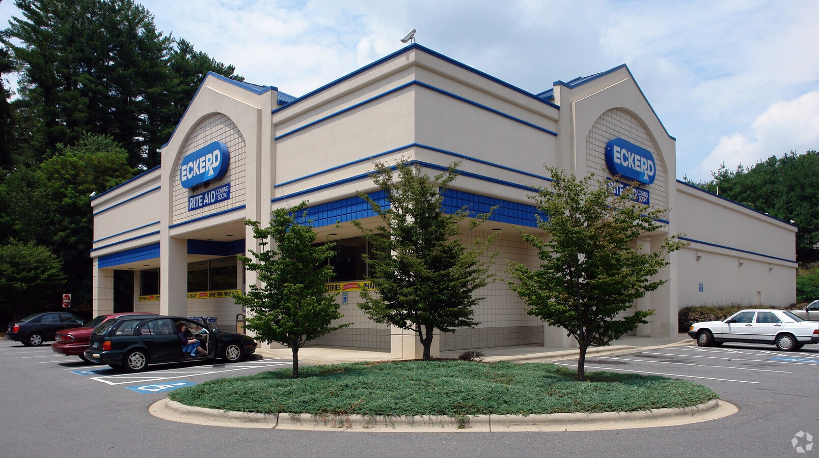 2 Riceville Rd, Asheville, NC 28805