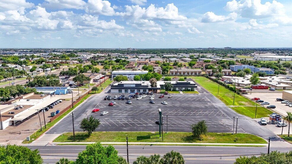 500 E Hackberry Ave, McAllen, TX for sale - Building Photo - Image 2 of 21