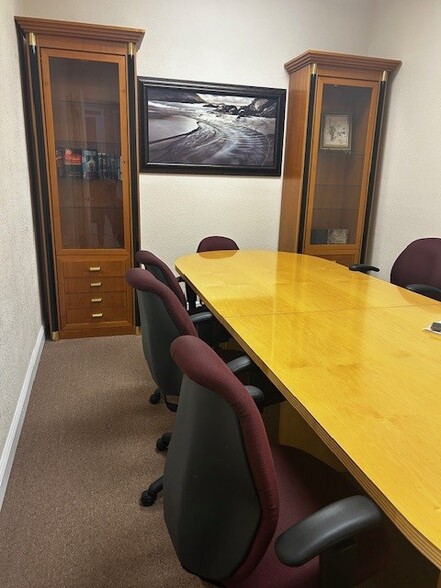618 SW 3rd St, Cape Coral, FL for lease - Building Photo - Image 3 of 12