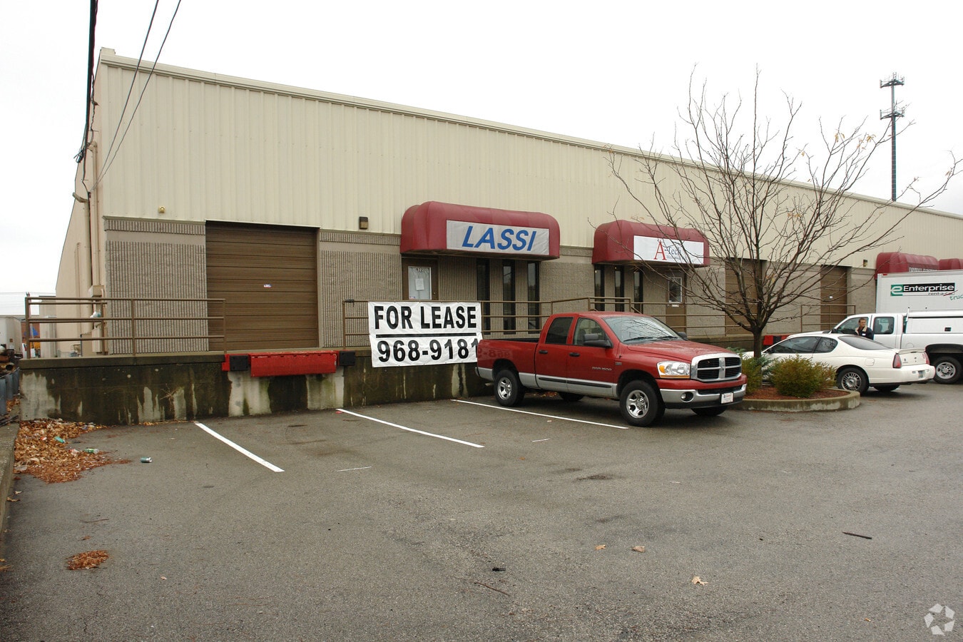 916926 Ulrich Ave, Louisville, KY 40219