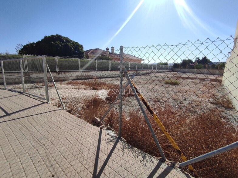 Land in Alicante, Alicante for sale - Building Photo - Image 1 of 3