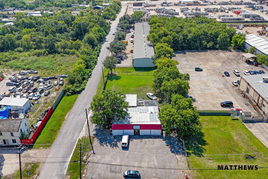 9210 Winkler Dr, Houston, TX for sale - Primary Photo - Image 1 of 2