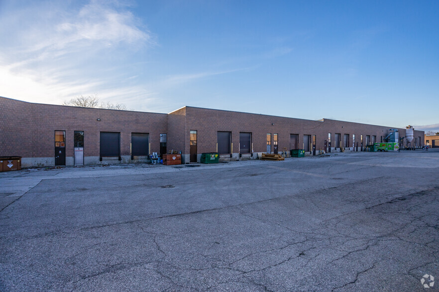 6790 Kitimat Rd, Mississauga, ON for lease - Building Photo - Image 3 of 4