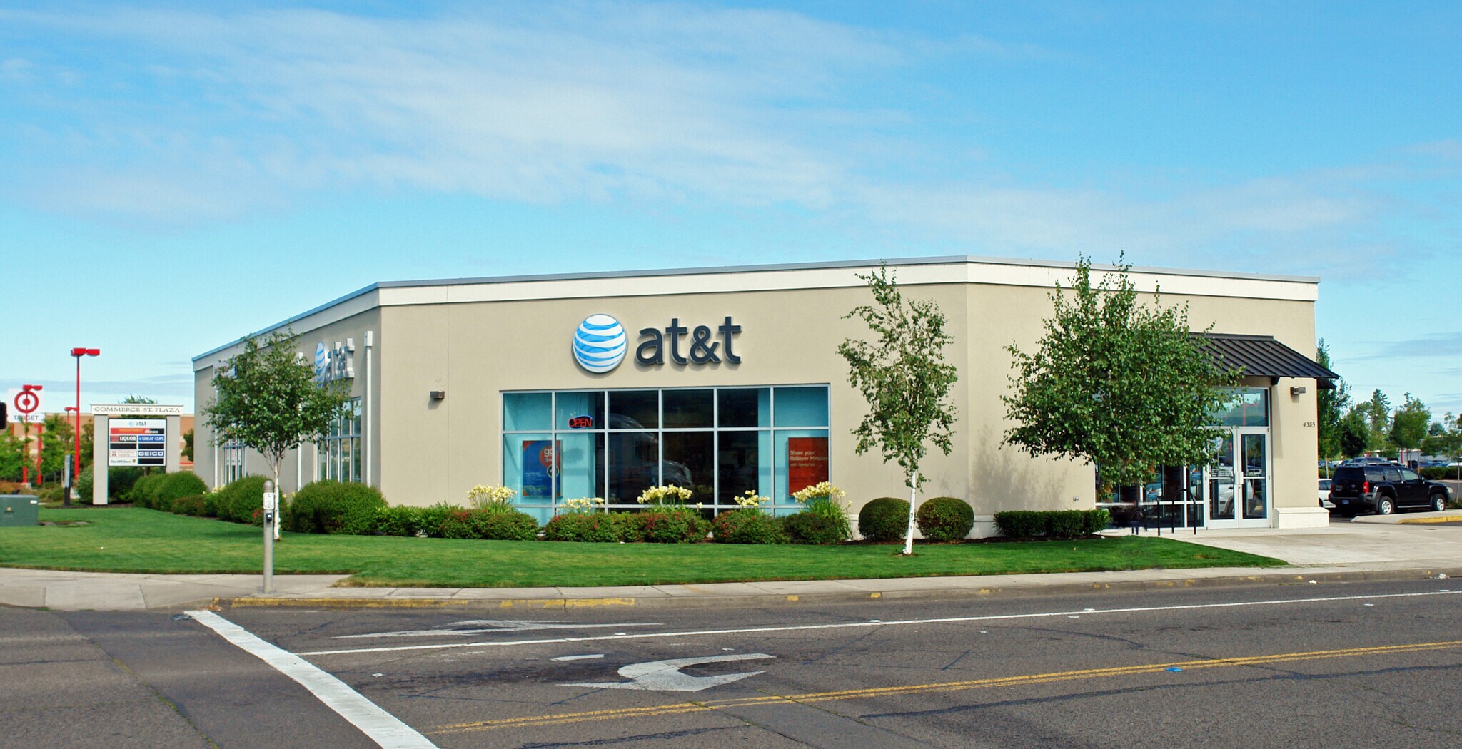 4325-4355 W 11th Ave, Eugene, OR for lease Building Photo- Image 1 of 3