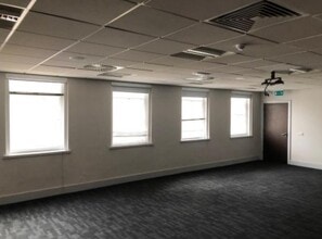 High St, Kingston Upon Thames for lease Interior Photo- Image 1 of 3