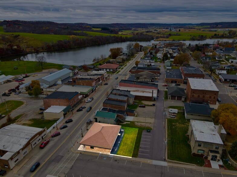 845 Water Ave, Hillsboro, WI for sale - Building Photo - Image 3 of 23