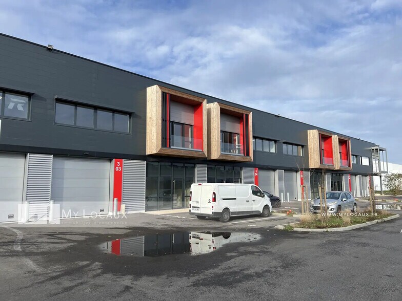 Flex in Éragny for lease - Building Photo - Image 1 of 59