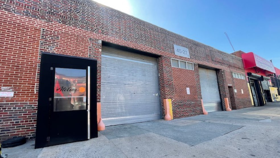 4527 37th St, Long Island City, NY for lease - Building Photo - Image 1 of 2