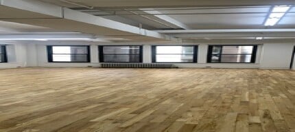 35 W 35th St, New York, NY for lease Interior Photo- Image 2 of 4