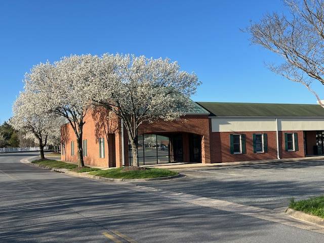 4800-5132 Southpoint Pky, Fredericksburg, VA for lease - Building Photo - Image 1 of 10