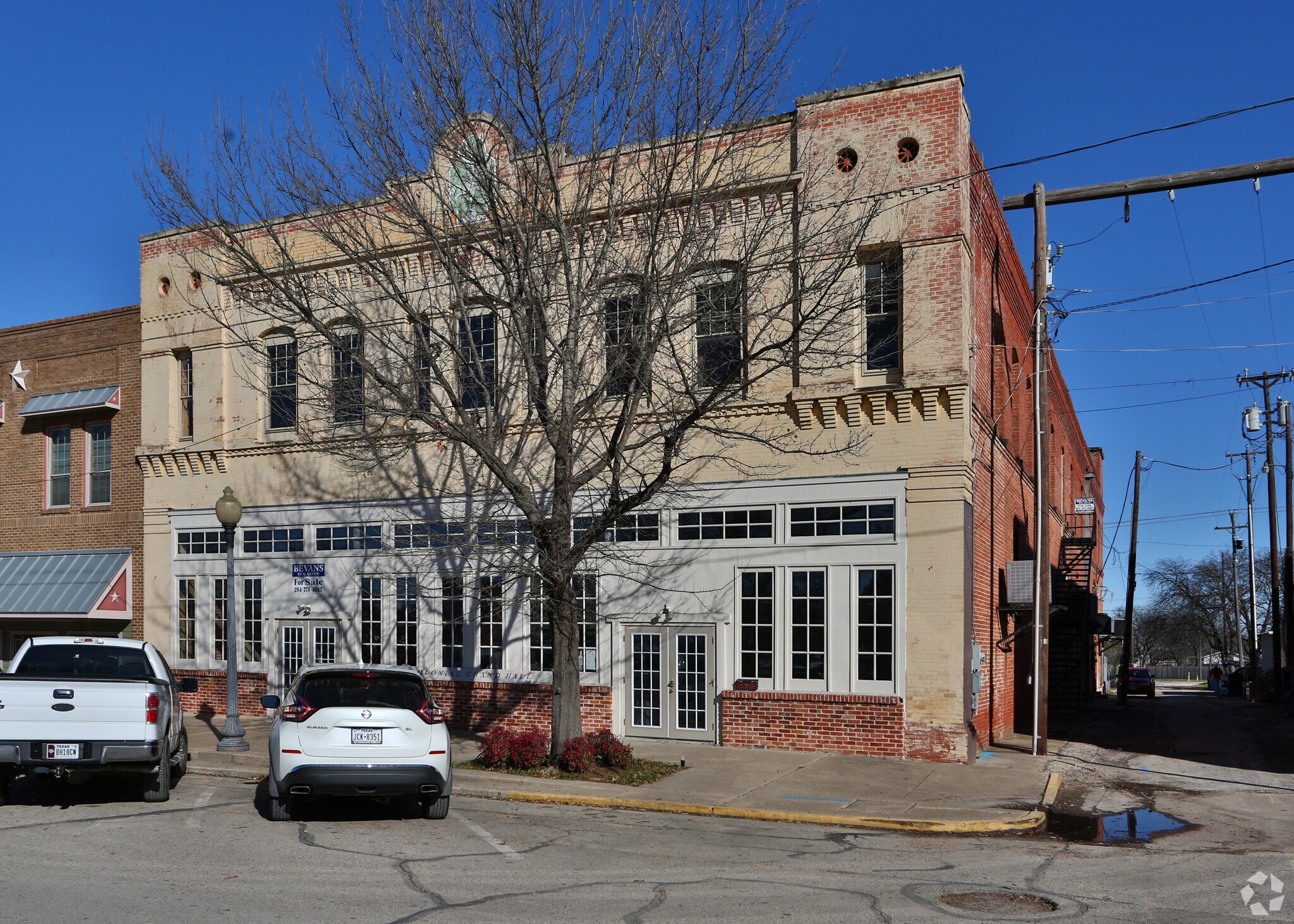 65 W Franklin St, Hillsboro, TX for sale Building Photo- Image 1 of 1