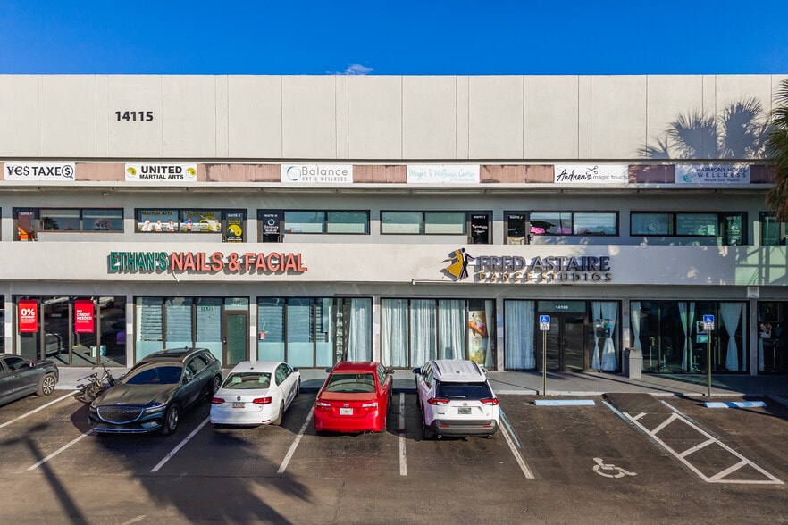 14101-14115 S Dixie Hwy, Palmetto Bay, FL for lease - Building Photo - Image 3 of 10