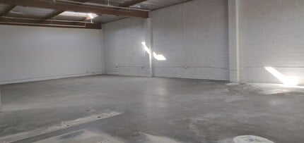 1311 W 130th St, Gardena, CA for lease Interior Photo- Image 2 of 3