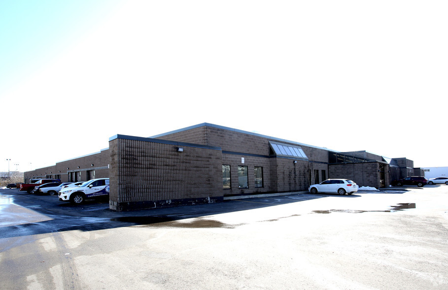 30 Hale Rd, Brampton, ON for sale - Building Photo - Image 3 of 4