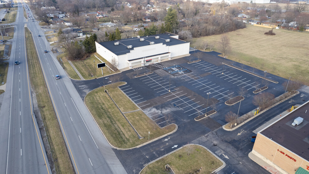 3632 S Scatterfield Rd, Anderson, IN for lease - Building Photo - Image 1 of 4