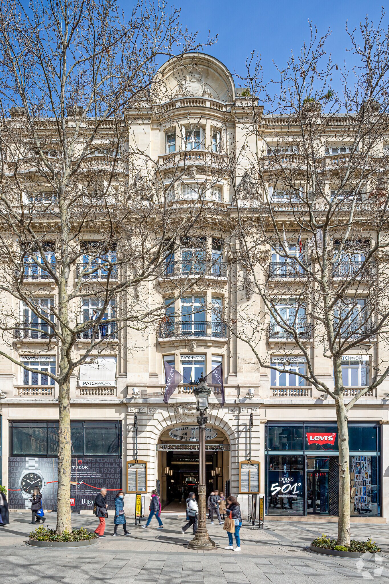 Office in Paris for lease Primary Photo- Image 1 of 2