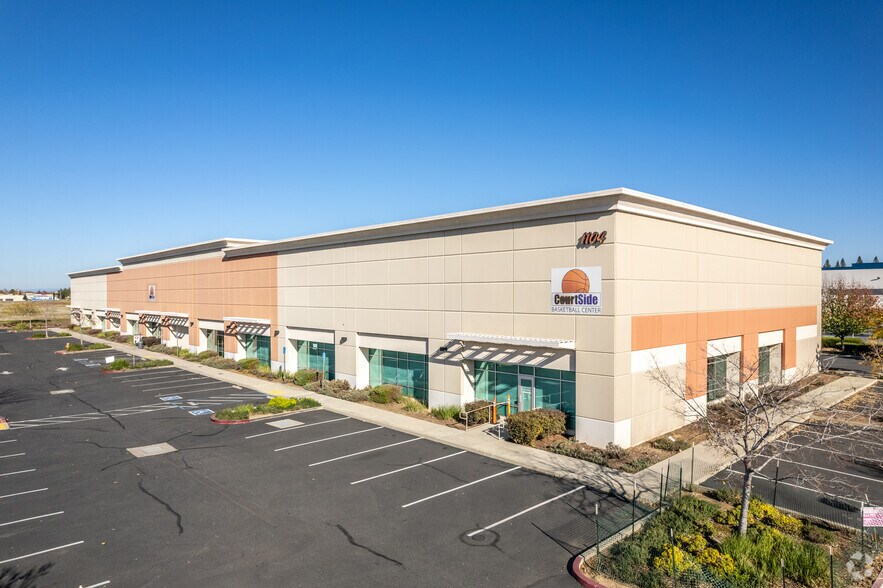 1104 Tinker Rd, Rocklin, CA 95765