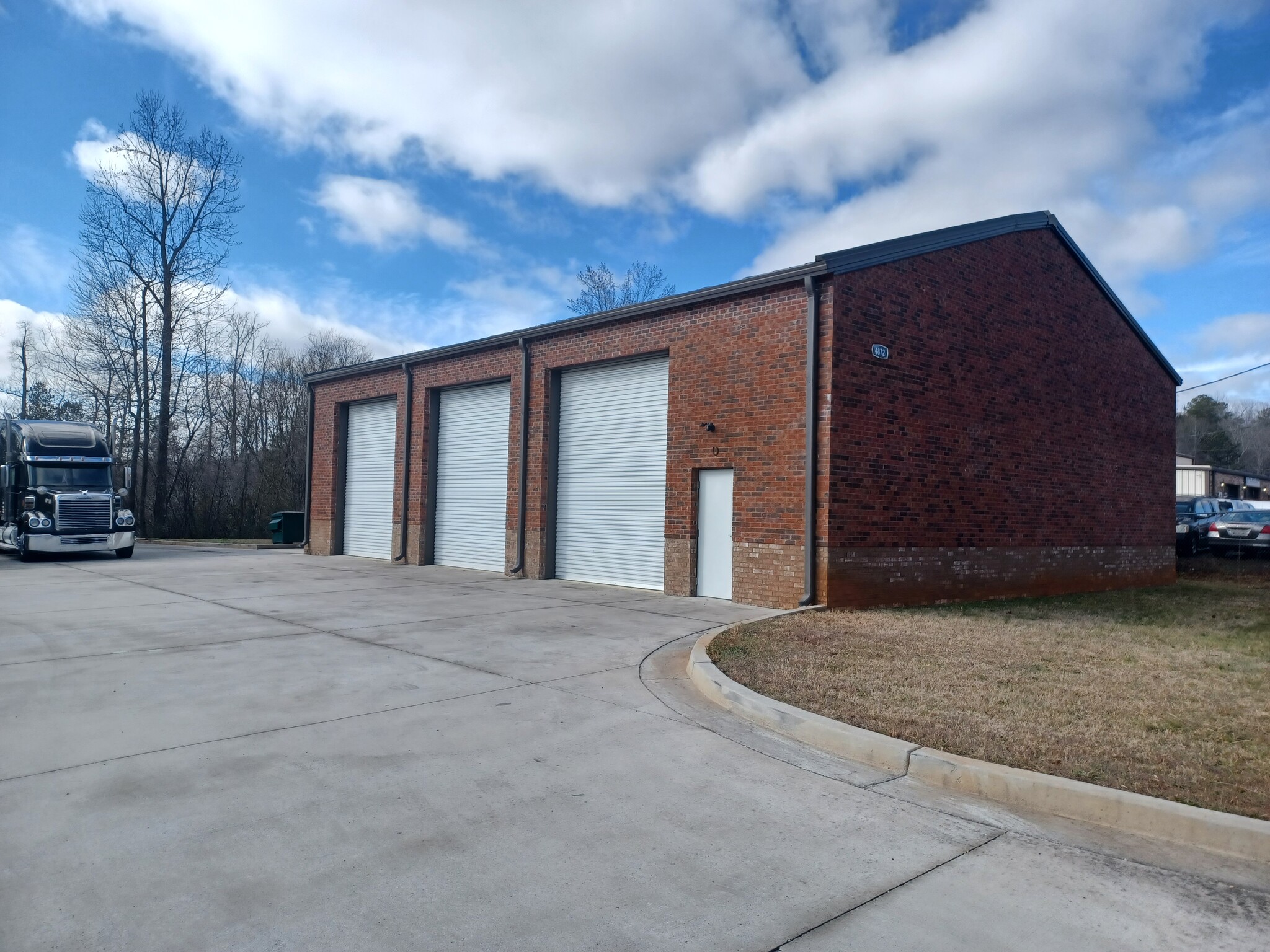 4872 City Hall St, Rest Haven, GA for sale Building Photo- Image 1 of 7