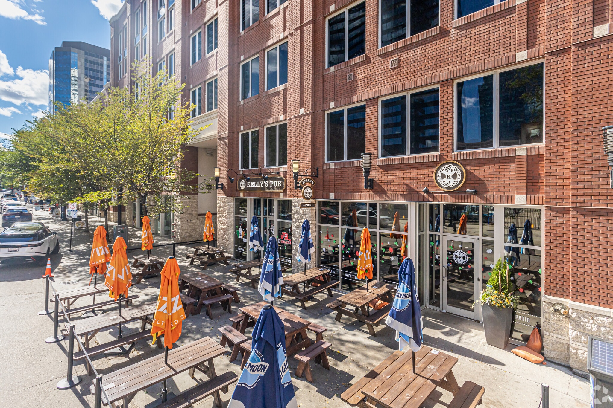 10154 104 St NW, Edmonton, AB for sale Primary Photo- Image 1 of 8