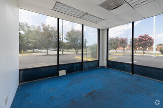 5353 N Palafox St, Pensacola, FL for lease Interior Photo- Image 1 of 4