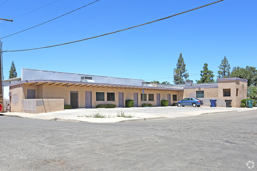 2129 E Tulare Ave, Tulare, CA for sale - Primary Photo - Image 1 of 1