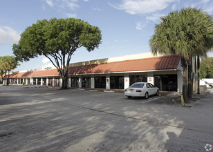 2075 N Powerline Rd, Pompano Beach, FL for lease Building Photo- Image 1 of 1