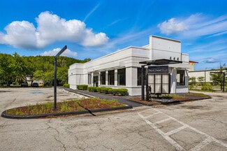 More details for 8761 Baymeadows Rd, Jacksonville, FL - Retail for Sale