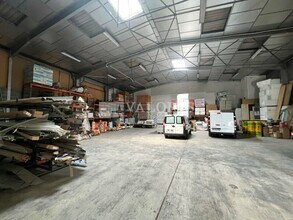 Flex in Corbas for lease Interior Photo- Image 1 of 4