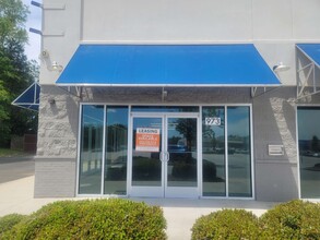 805 Lancaster Bypass W, Lancaster, SC for lease Building Photo- Image 1 of 3