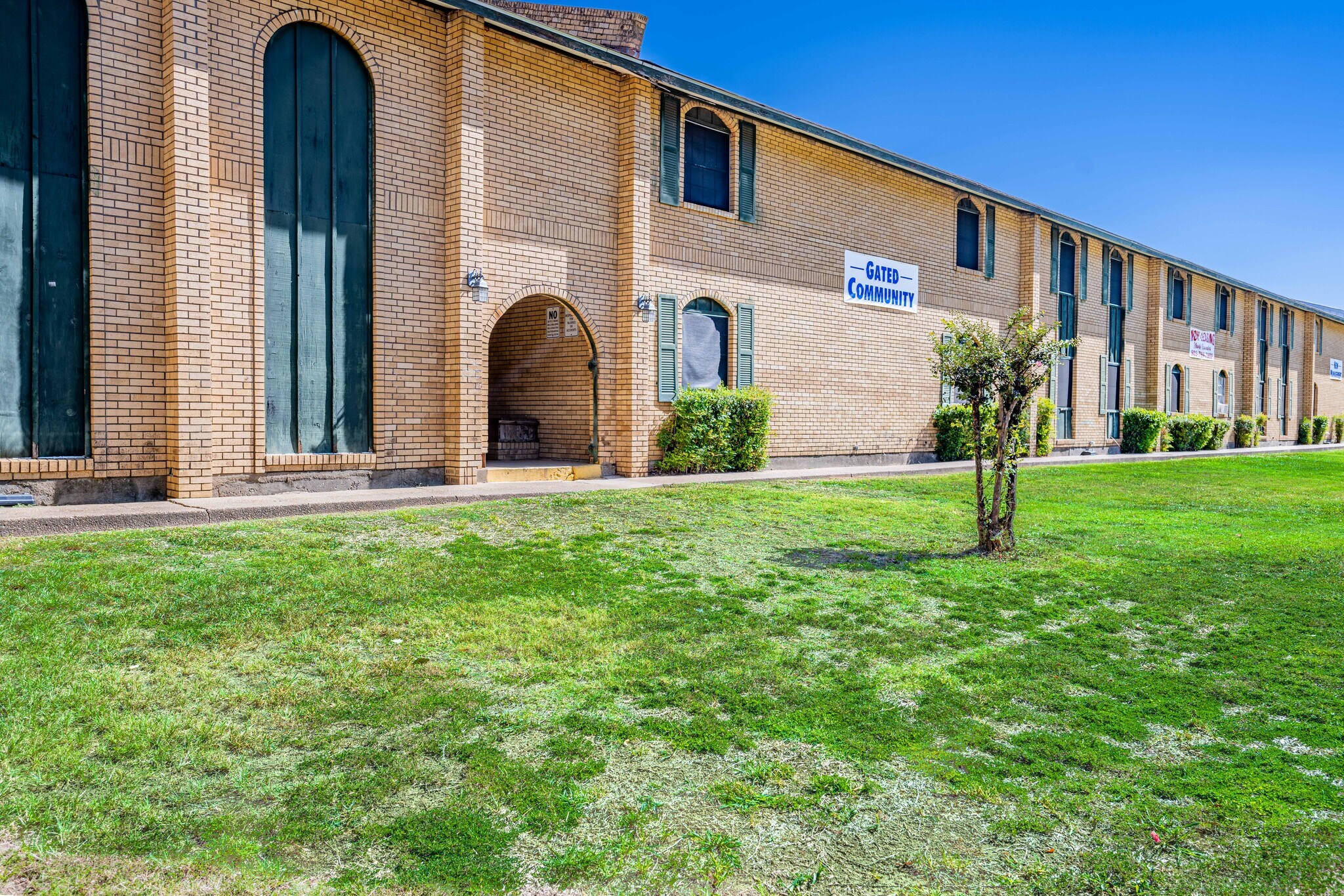 1900 S Green St, Longview, TX for sale Primary Photo- Image 1 of 1