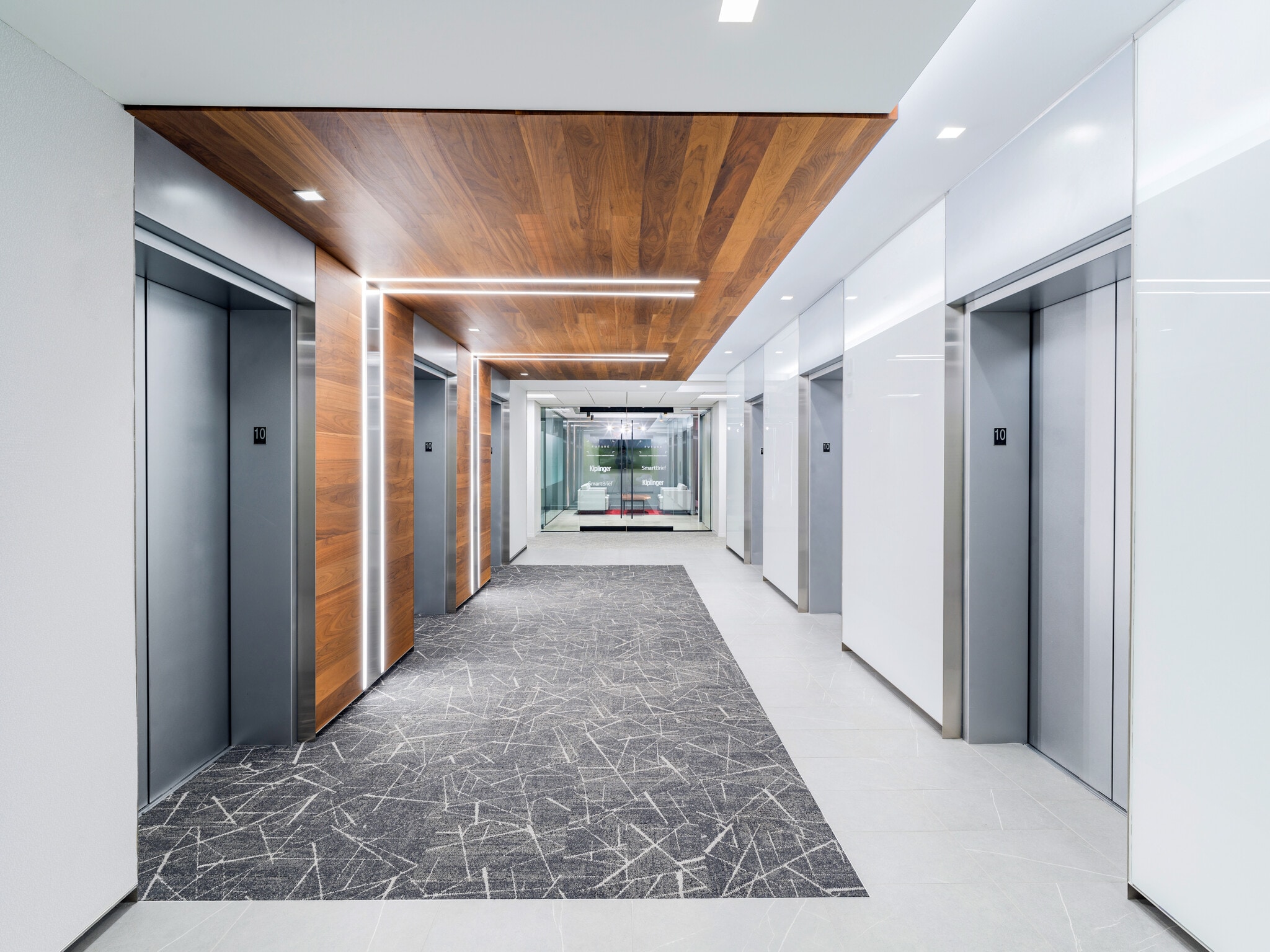 1100 13th St NW, Washington, DC for lease Interior Photo- Image 1 of 2