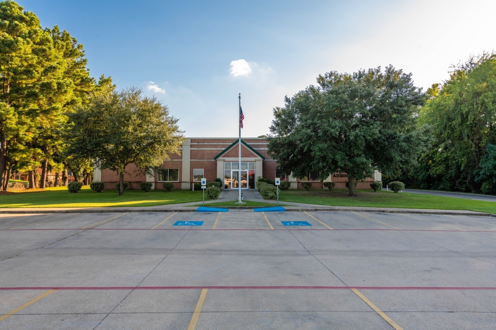 702 E Denman Ave, Lufkin, TX for sale Building Photo- Image 1 of 1
