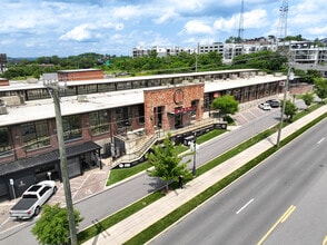 3814 Charlotte Ave, Nashville, TN for lease Interior Photo- Image 2 of 4